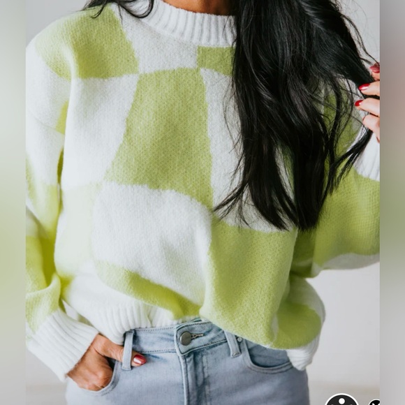 NWT Davi & Dani Neon Lime and White Sweater Oversized Sweater Size M - Picture 3 of 14